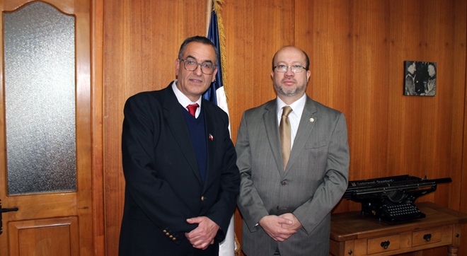 Gobernador Andrés Llorente recibió al Comisario Jefe de la PDI de Peñaflor